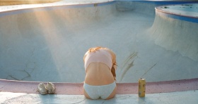 阳光、泳装及海浪 | Josh Soskin摄影作品