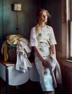 俄罗斯版《Vogue》二月刊时尚大片 | 摄影：Sebastian Kim
