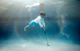 Alix Martinez水下儿童摄影｜充满无限想象力的水底世界