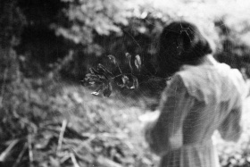  Colette Saint Yves 黑白艺术影像