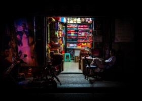  上海，夜间商铺 |　Florian Mueller　