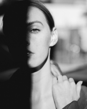 黑白影像 | Whitney Hayes