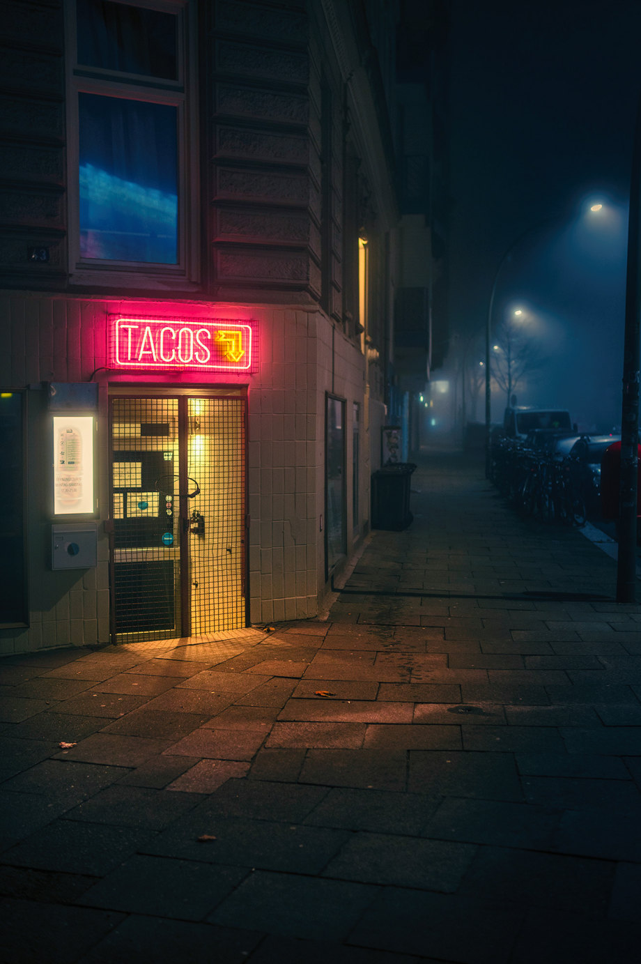 午夜,孤独的城市街头 | mark broyer