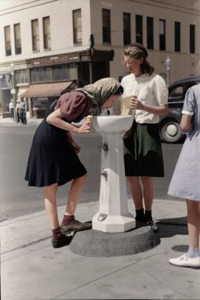重新上色的老照片，30-40年代的美国 ​​​​