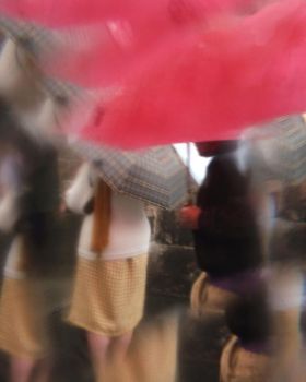 独特视角 | Sarah van Rij镜头里雨天的街头