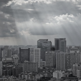 照亮城市