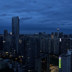 迷茫的成都