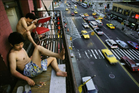 90年代，纽约唐人街 | 玛格南摄影师张乾琦