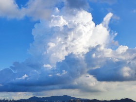 积雨云