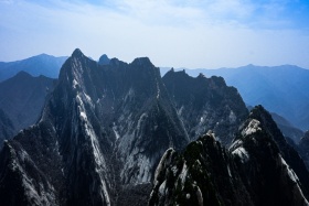 高山仰止