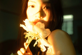 你说梦是会开花的云朵