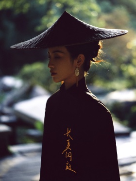 长夏闲庭