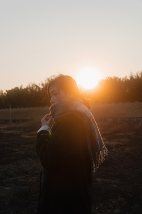 独对夕阳