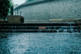 暴雨中的北京
