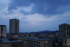 云间蓝调