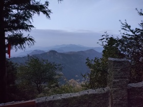赞美衡山