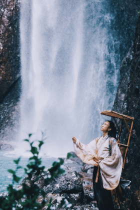 那个时代的少年都曾有一个武侠梦