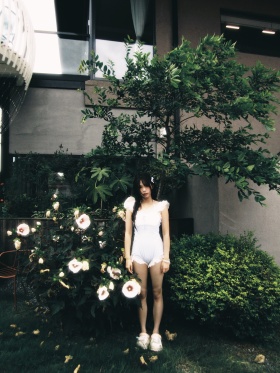 失乐园·花与少女