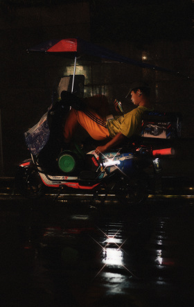 雨中即景