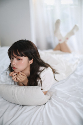 午后的少女