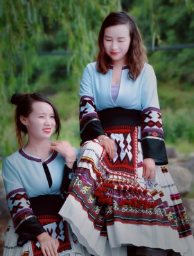 阿卯女孩