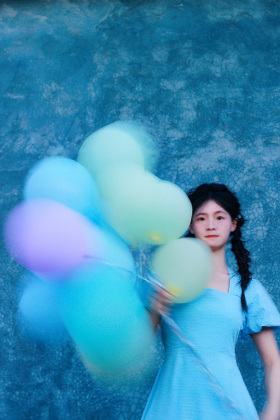一束·微光 A laint glimmer