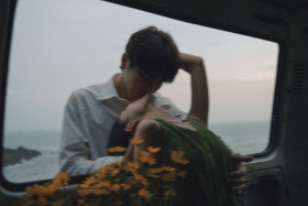 在暮色下相爱