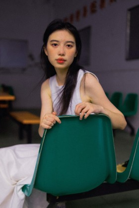 别人只是不知道你一直很有气质