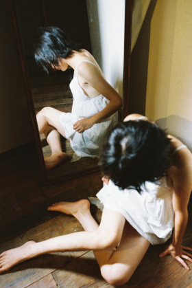 人生来孤独 却渴望拥抱相似的灵魂