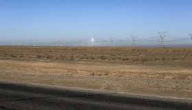 远远路过熔盐塔