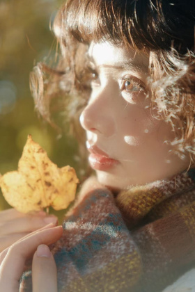 我与生命共饮此秋