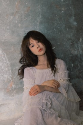 空落落的房间，空落落的人