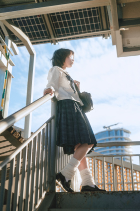 踮起脚尖，收藏一整片蔚蓝