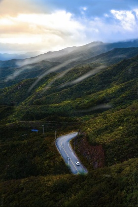 穷游 富游 不如少年游
