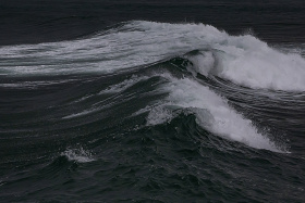 浪淘尽卷起千堆雪