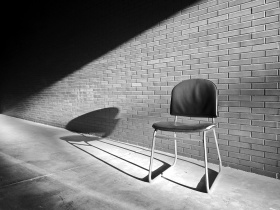 《光椅上的独孤独诗》