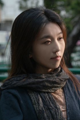 “听说城里来了一位女作家”