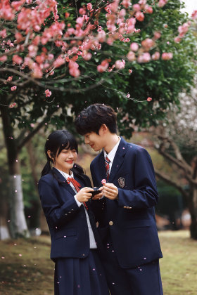 为你翘课的那一天，花落的那一天.