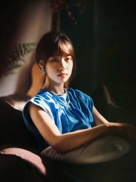 光落蓝裙，私藏慢时光