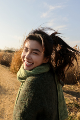 什么都不及你的放肆大笑