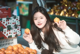 冬日暖阳，闹市闲暇