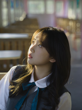 列车向光，我向你。