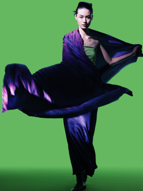 心有繁花，让热爱闪闪发光。