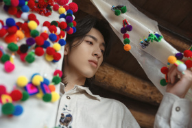 “于是，我清楚地看见你”