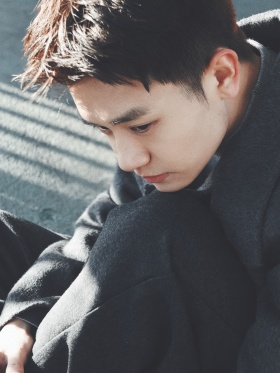 《天桥上的午后独白》