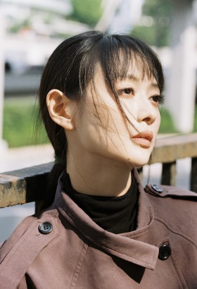 记忆钻进时间里，消散