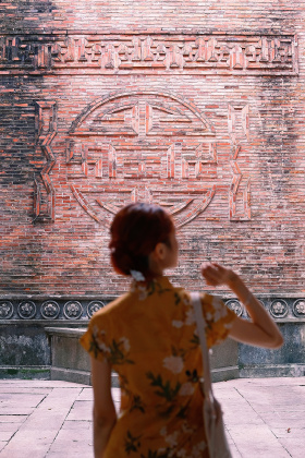 石阶上的光影诗，写给采峰的信