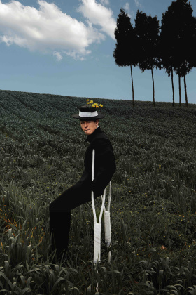 场景基础，模特就不基础