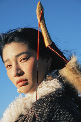 群山之间 苦海无涯