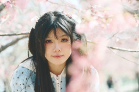 粉红色泡泡的春天